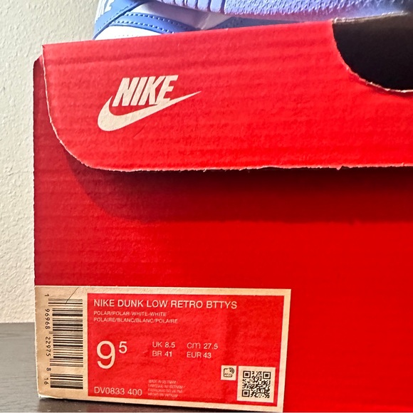 NEW Nike Dunk Low - Picture 3 of 3